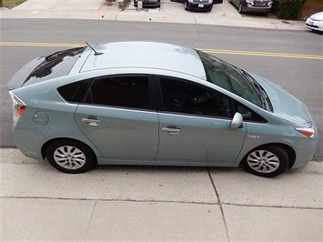 2014 Toyota Prius Plug-in Hybrid   - Photo 5 - San Diego, CA 92126
