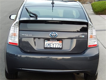 2010 Toyota Prius V  Tech Packge - Photo 7 - San Diego, CA 92126