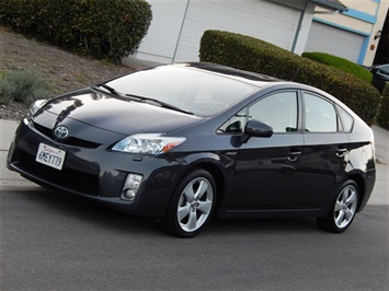 2010 Toyota Prius V  Tech Packge - Photo 2 - San Diego, CA 92126