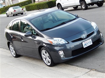2010 Toyota Prius V  Tech Packge - Photo 4 - San Diego, CA 92126
