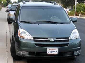 2004 Toyota Sienna XLE Limited 7 Passenger   - Photo 10 - San Diego, CA 92126