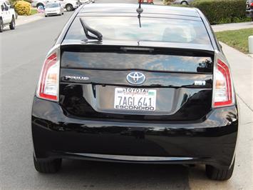 2013 Toyota Prius III SOLAR   - Photo 7 - San Diego, CA 92126