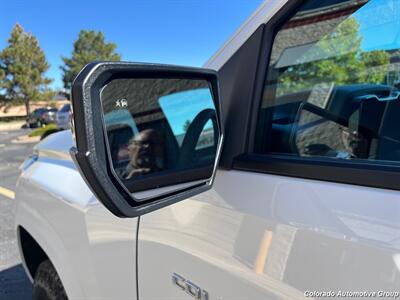 2023 Chevrolet Colorado Z71   - Photo 15 - Highlands Ranch, CO 80126