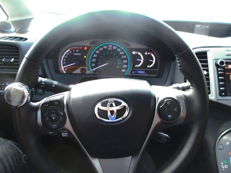 2013 Toyota Venza LE photo