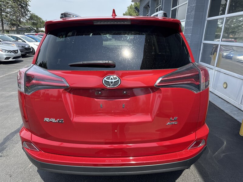 2017 Toyota RAV4 LE   - Photo 5 - Lynwood, IL 60411