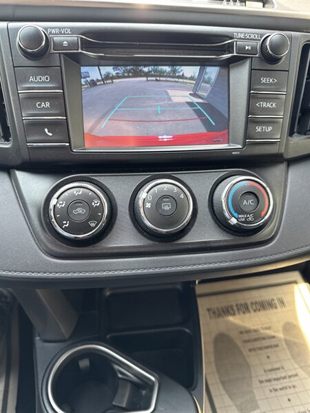 2017 Toyota RAV4 LE   - Photo 15 - Lynwood, IL 60411