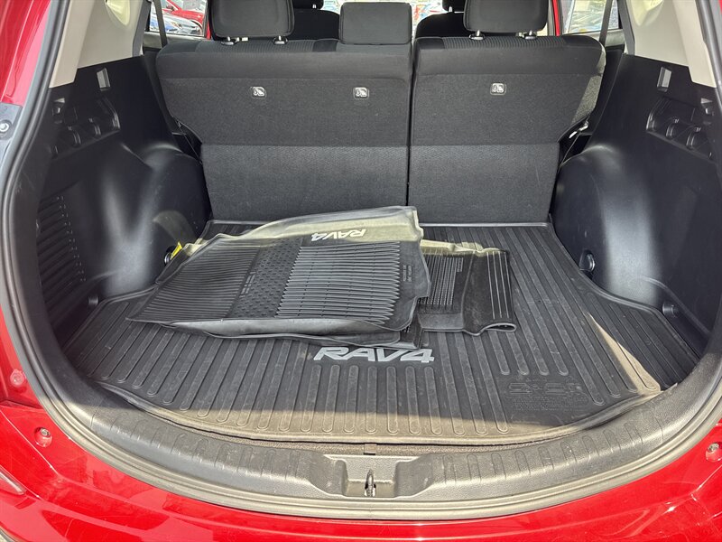 2017 Toyota RAV4 LE   - Photo 11 - Lynwood, IL 60411