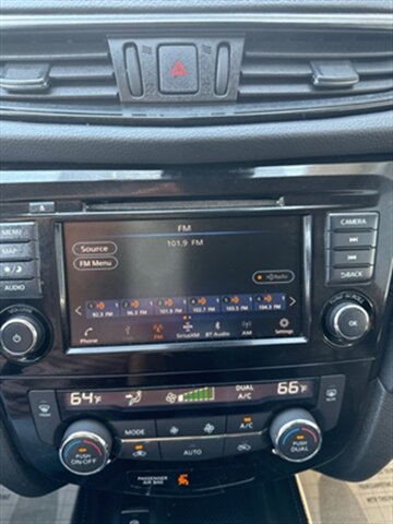 2019 Nissan Rogue SL AWD - Photo 16 - Lynwood, IL 60411