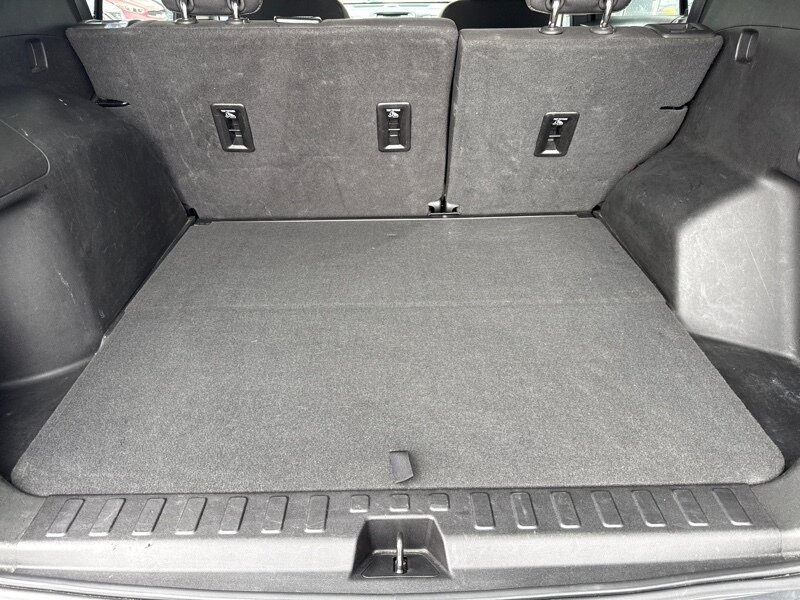 2019 Chevrolet Equinox LT - Photo 11 - Lynwood, IL 60411