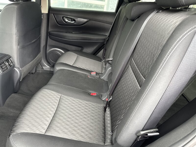 2020 Nissan Rogue S - Photo 10 - Lynwood, IL 60411