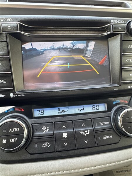 2016 Toyota RAV4 XLE   - Photo 16 - Lynwood, IL 60411