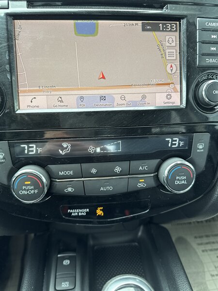 2019 Nissan Rogue Sport S - Photo 18 - Lynwood, IL 60411