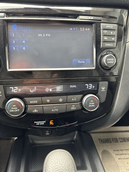 2016 Nissan Rogue S   - Photo 16 - Lynwood, IL 60411