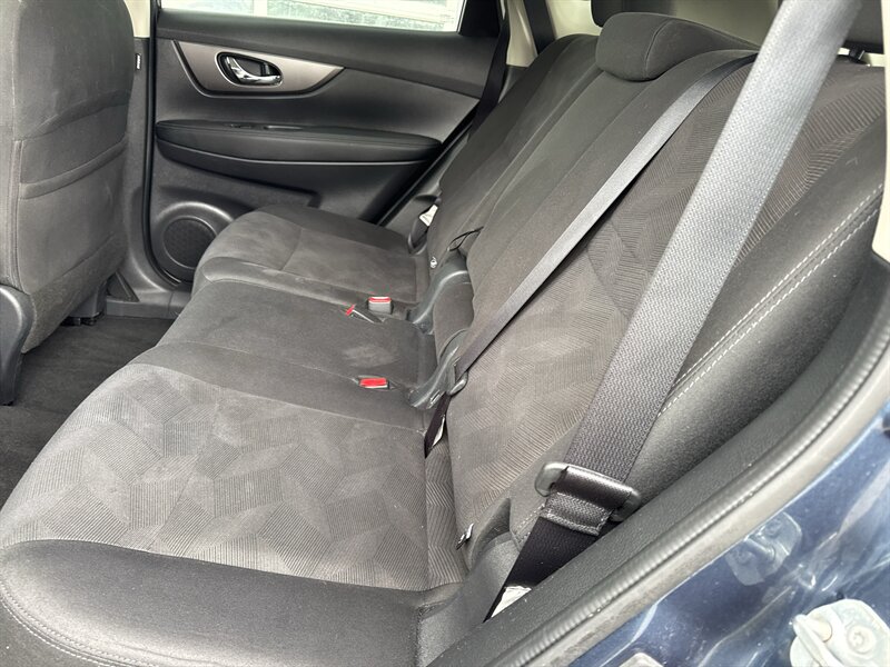 2016 Nissan Rogue S   - Photo 10 - Lynwood, IL 60411