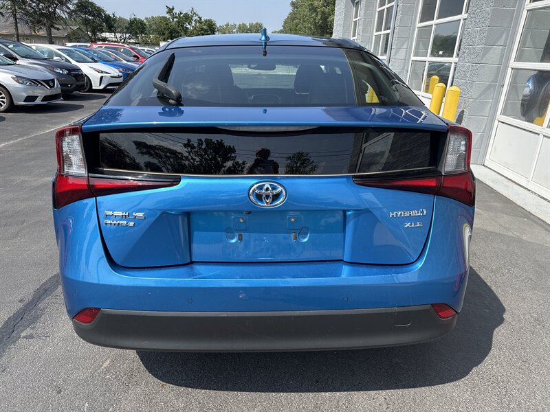 2019 Toyota Prius XLE AWD-e   - Photo 5 - Lynwood, IL 60411
