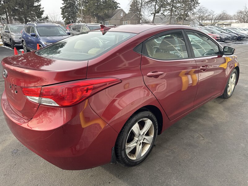 2013 Hyundai ELANTRA GLS - Photo 6 - Lynwood, IL 60411