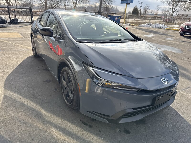 2024 Toyota Prius LE  