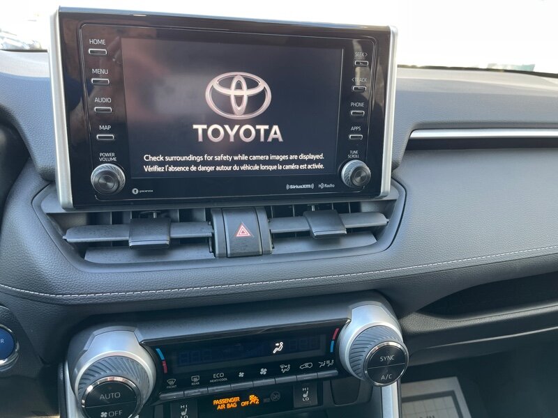 2019 Toyota RAV4 Hybrid XLE   - Photo 15 - Lynwood, IL 60411