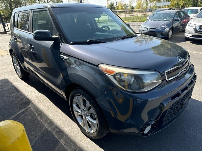 2016 Kia Soul +  