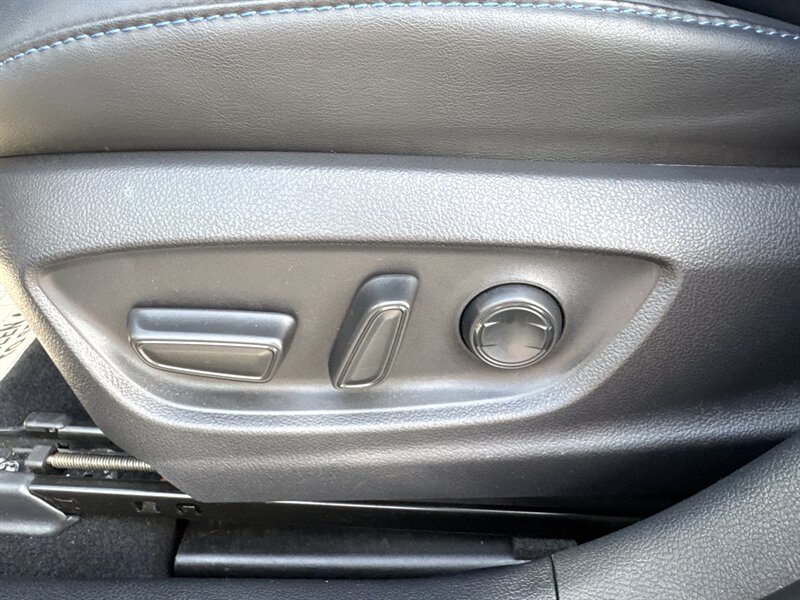 2018 Toyota Prius Two Eco - Photo 9 - Lynwood, IL 60411