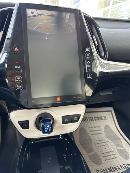 2018 Toyota Prius Two Eco - Photo 17 - Lynwood, IL 60411