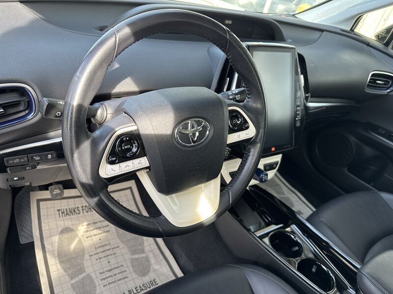 2018 Toyota Prius Two Eco - Photo 8 - Lynwood, IL 60411
