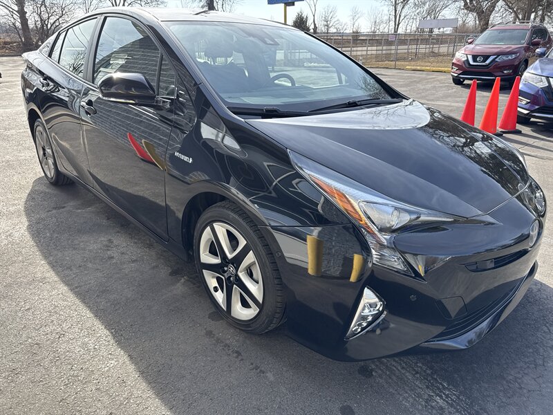 2018 Toyota Prius Two Eco - Photo 1 - Lynwood, IL 60411