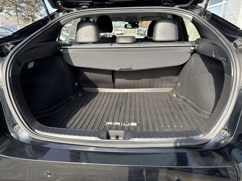 2018 Toyota Prius Two Eco - Photo 12 - Lynwood, IL 60411