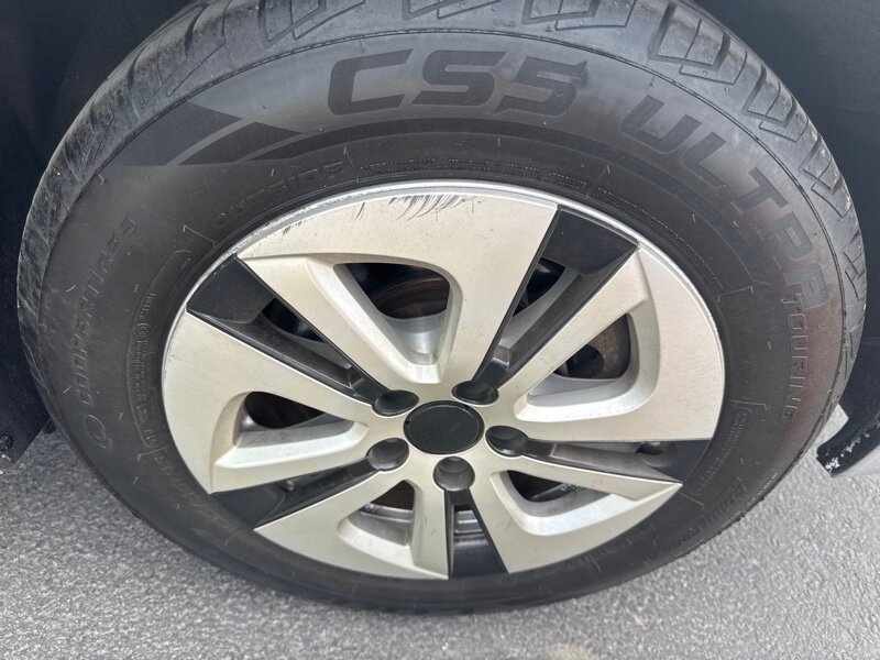 2016 Toyota Prius Two Eco   - Photo 11 - Lynwood, IL 60411