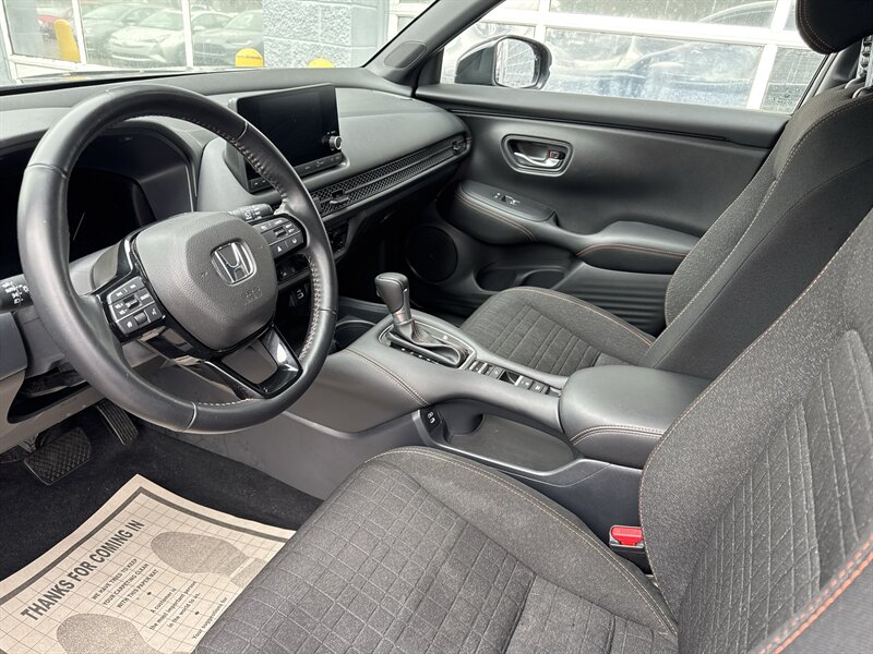 2025 Honda HR-V Sport - Photo 9 - Lynwood, IL 60411