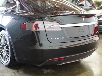 2012 Tesla Model S P85 - Performance   - Photo 14 - Rancho Cordova, CA 95742