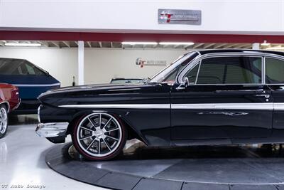 1961 Chevrolet Impala Bubbletop  Restomod - Photo 9 - Rancho Cordova, CA 95742