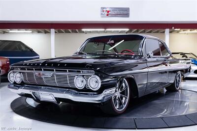 1961 Chevrolet Impala Bubbletop  Restomod - Photo 1 - Rancho Cordova, CA 95742