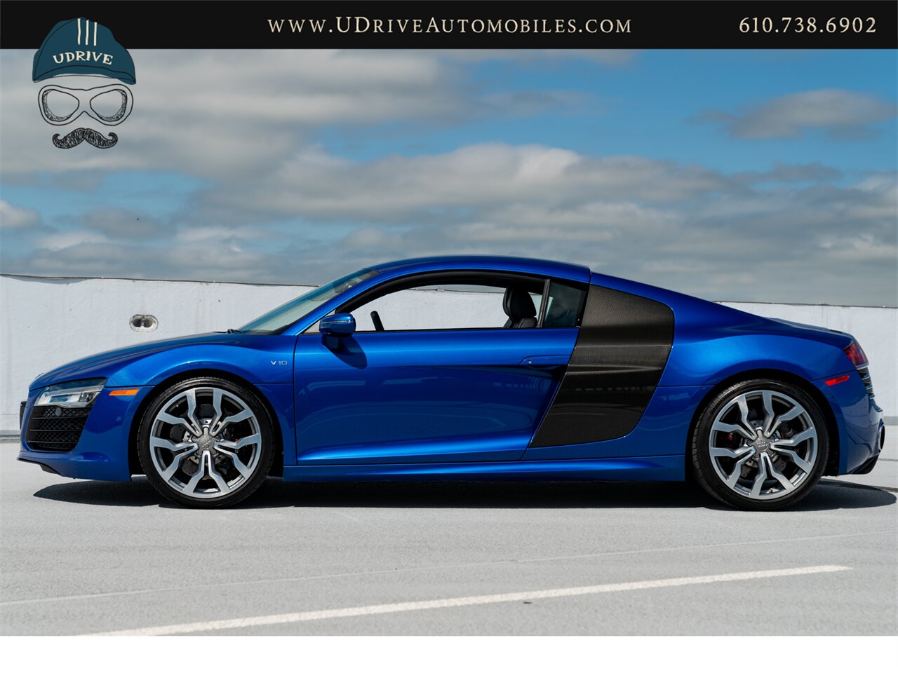 2015 Audi R8 5.2 V10 Quattro 6 Speed Manual 10k Miles  Diamond Stitched Leather 1 of 2 - Photo 8 - West Chester, PA 19382