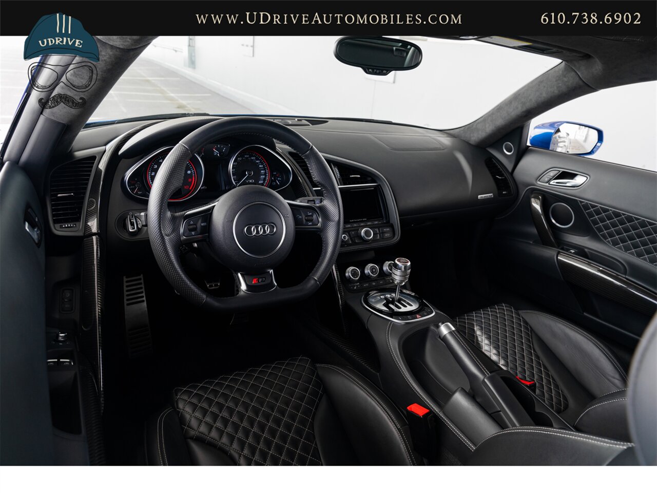 2015 Audi R8 5.2 V10 Quattro 6 Speed Manual 10k Miles  Diamond Stitched Leather 1 of 2 - Photo 31 - West Chester, PA 19382