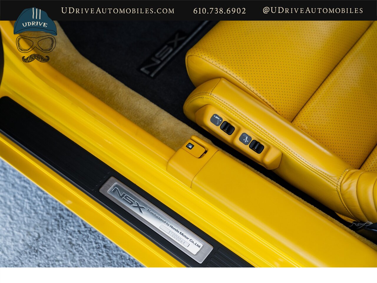 2003 Acura NSX NSX-T  Spa Yellow over Yellow Lthr 1 of 13 Produced - Photo 33 - West Chester, PA 19382