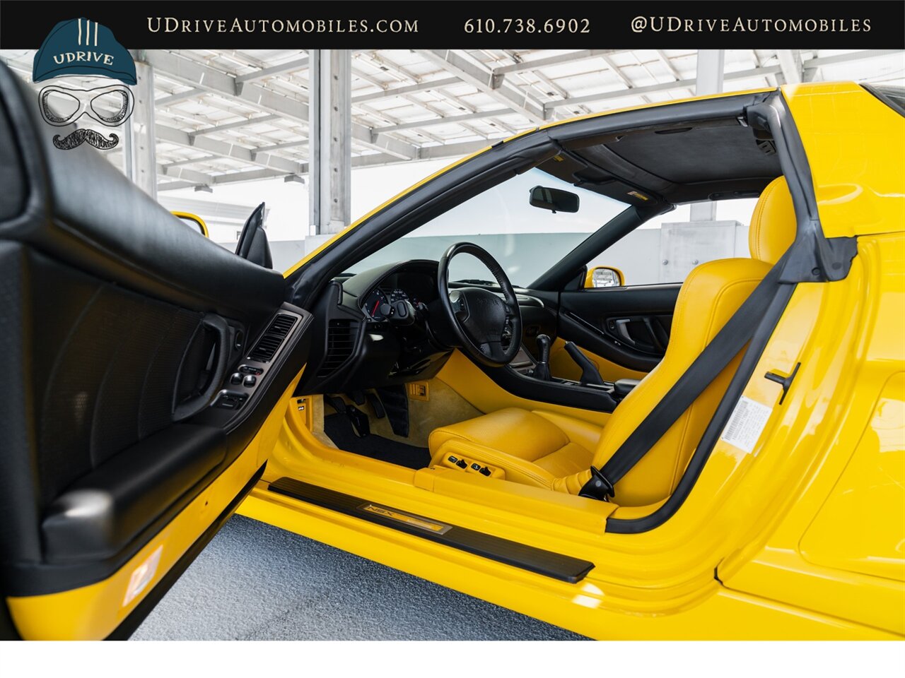 2003 Acura NSX NSX-T  Spa Yellow over Yellow Lthr 1 of 13 Produced - Photo 31 - West Chester, PA 19382