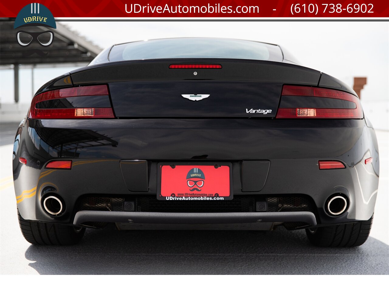 2009 Aston Martin Vantage 6 Speed Manual 1 Owner 12k Miles Sprts Pack NAV  $136,470 MSRP Red Calipers - Photo 22 - West Chester, PA 19382