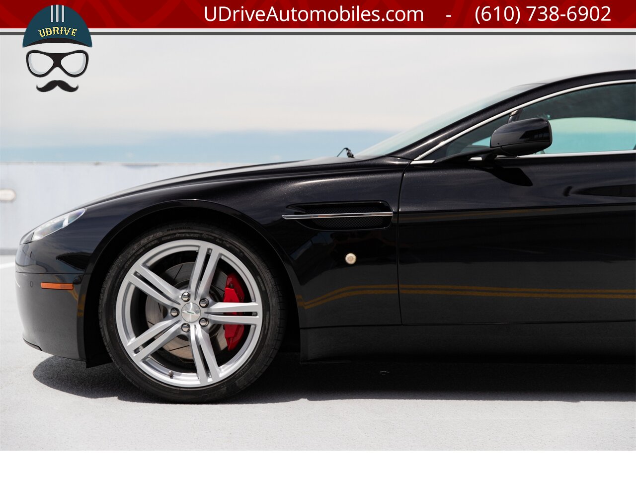 2009 Aston Martin Vantage 6 Speed Manual 1 Owner 12k Miles Sprts Pack NAV  $136,470 MSRP Red Calipers - Photo 8 - West Chester, PA 19382