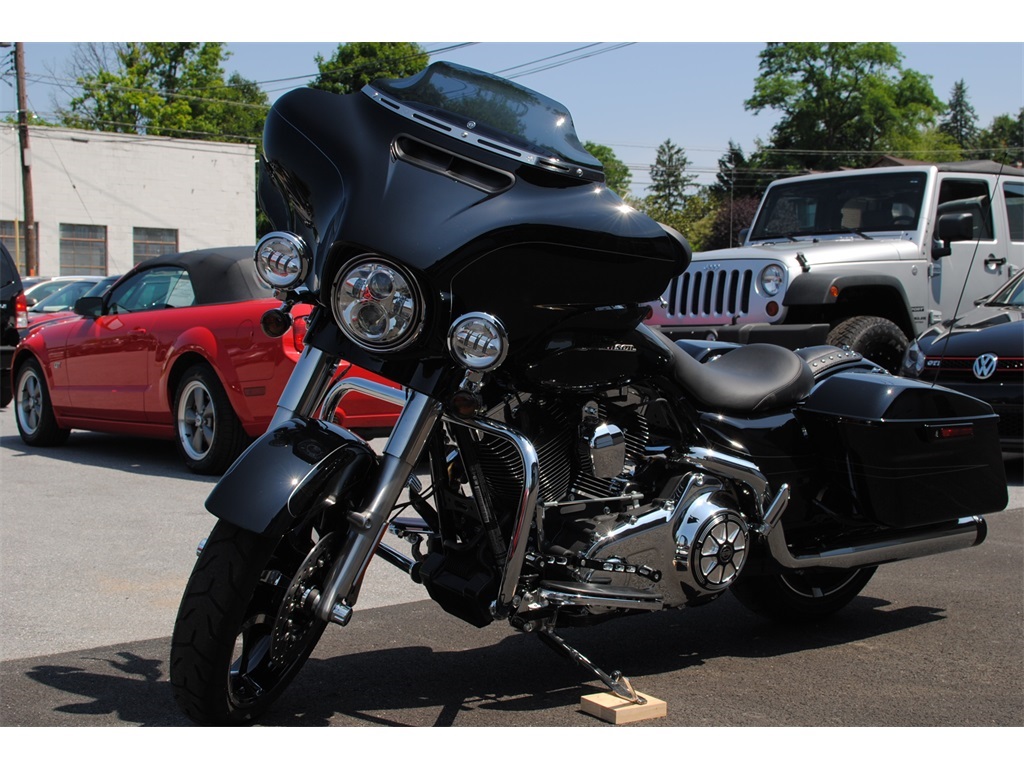 2014 Harley-Davidson Touring Street Glide   - Photo 18 - West Chester, PA 19382