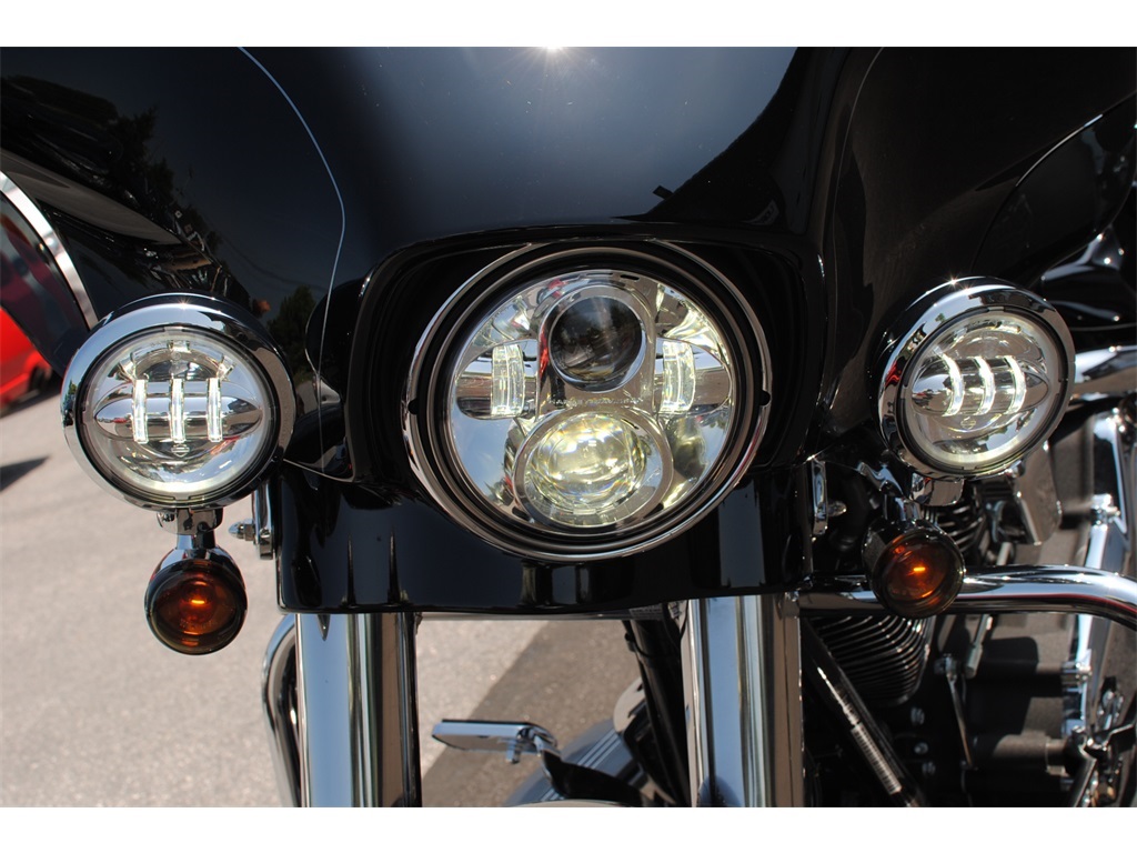 2014 Harley-Davidson Touring Street Glide   - Photo 20 - West Chester, PA 19382
