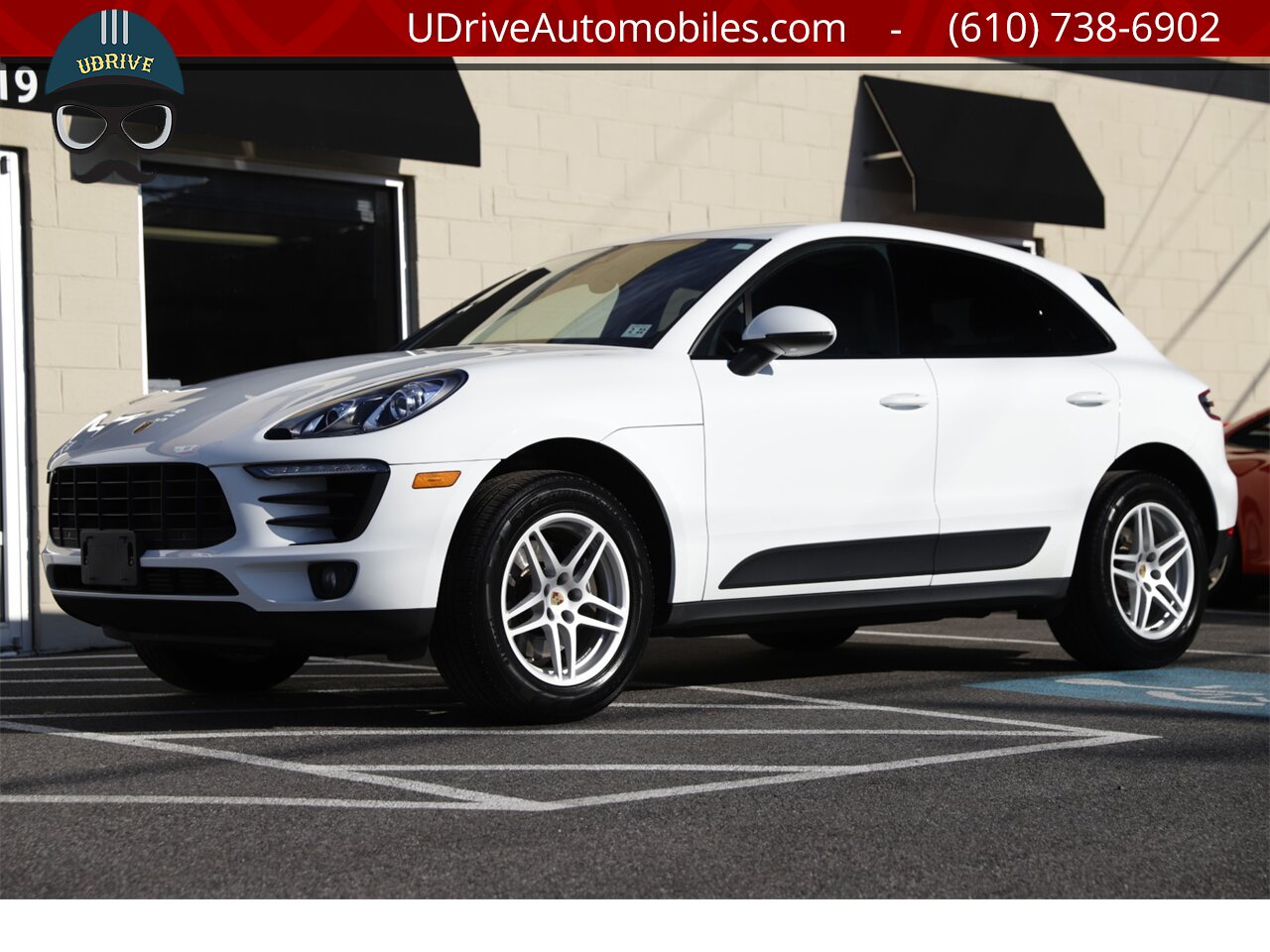 2017 Porsche Macan Pano NAV LCA Htd Seats Htd Steering Whl   - Photo 9 - West Chester, PA 19382