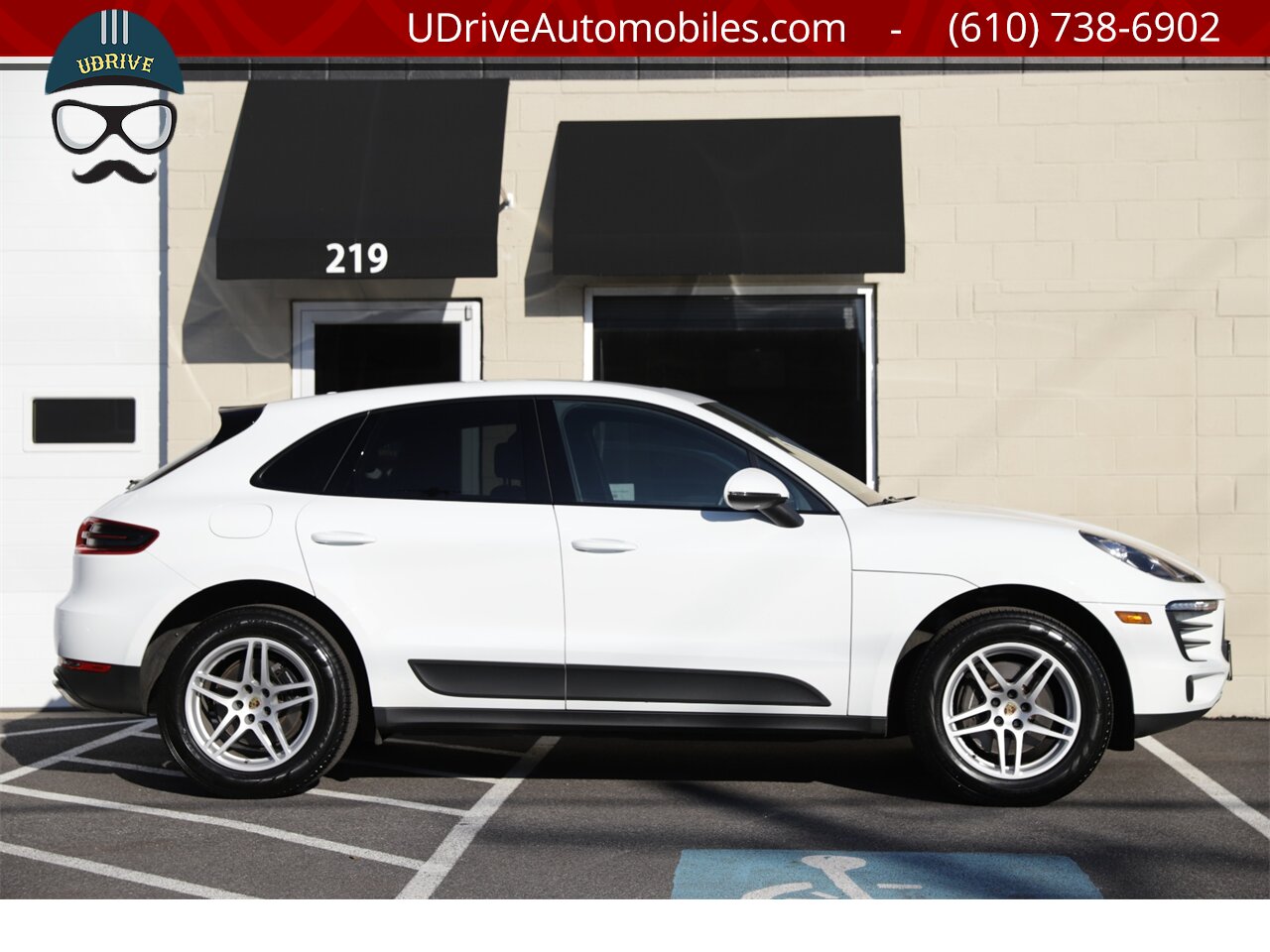 2017 Porsche Macan Pano NAV LCA Htd Seats Htd Steering Whl   - Photo 16 - West Chester, PA 19382