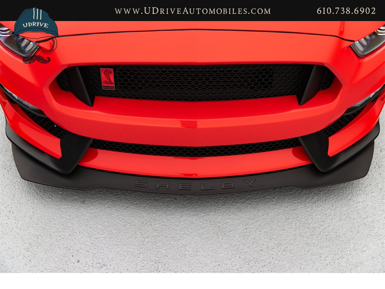 2016 Ford Mustang Shelby GT350R 3k Miles Electronics Pkg  1 of 32 Race Red Produced for USA As New - Photo 16 - West Chester, PA 19382