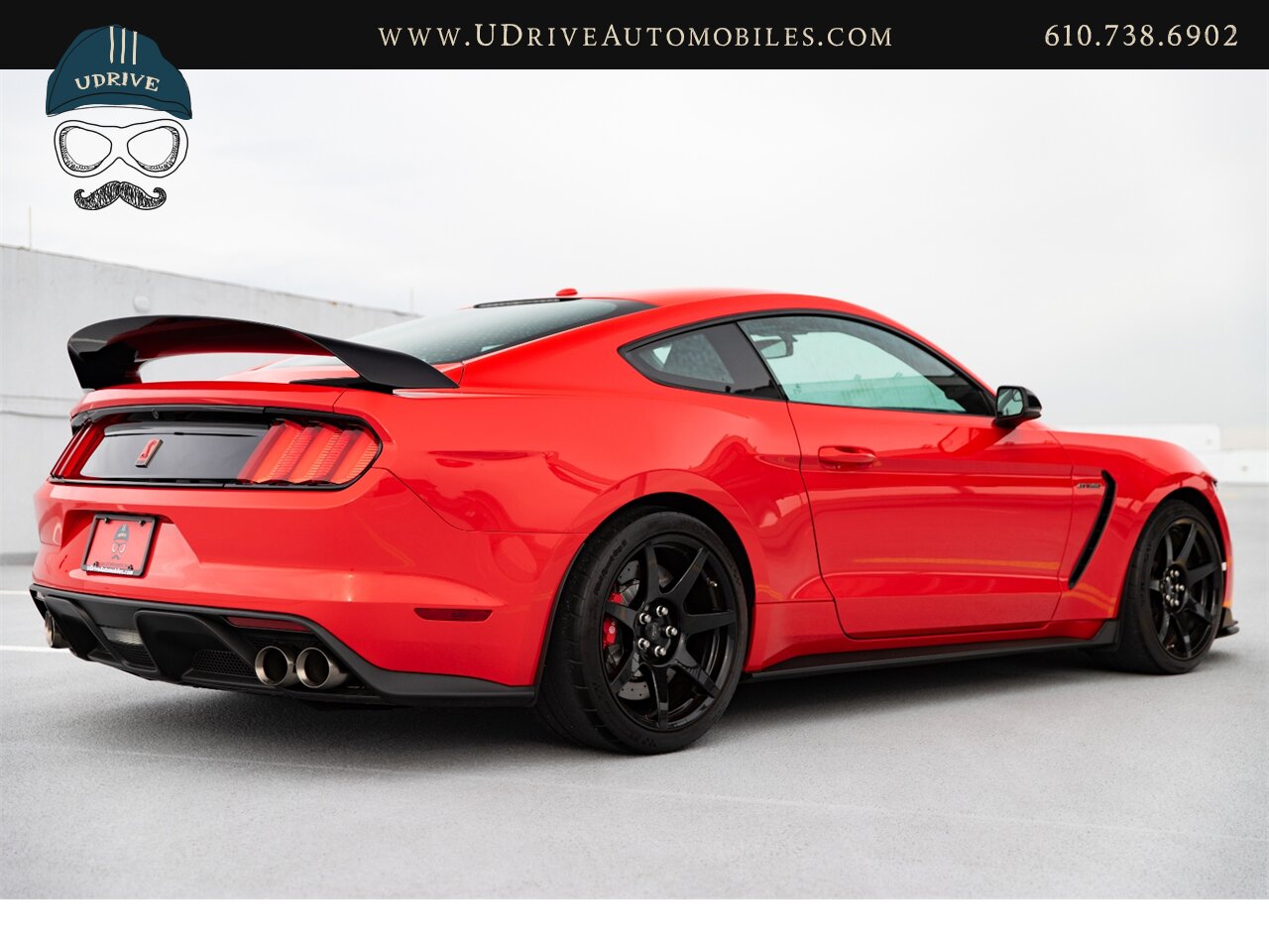 2016 Ford Mustang Shelby GT350R 3k Miles Electronics Pkg  1 of 32 Race Red Produced for USA As New - Photo 23 - West Chester, PA 19382