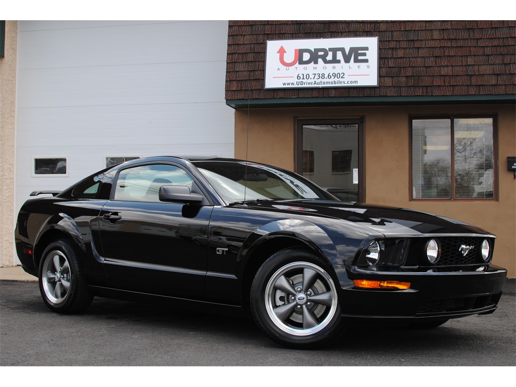 2006 Ford Mustang GT Premium   - Photo 6 - West Chester, PA 19382