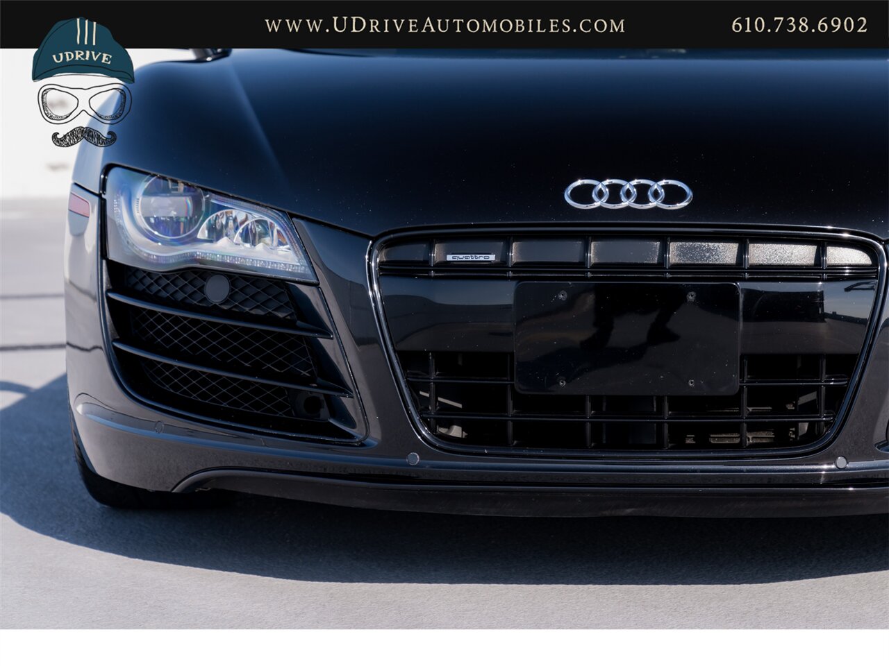 2011 Audi R8 5.2L V10 6 Speed Manual Red Stitching  Service History - Photo 13 - West Chester, PA 19382