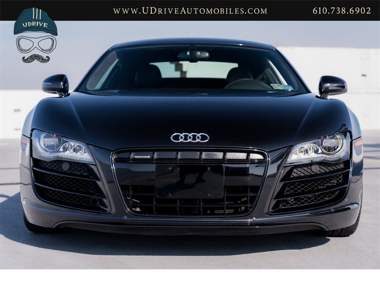 2011 Audi R8 5.2L V10 6 Speed Manual Red Stitching  Service History - Photo 12 - West Chester, PA 19382