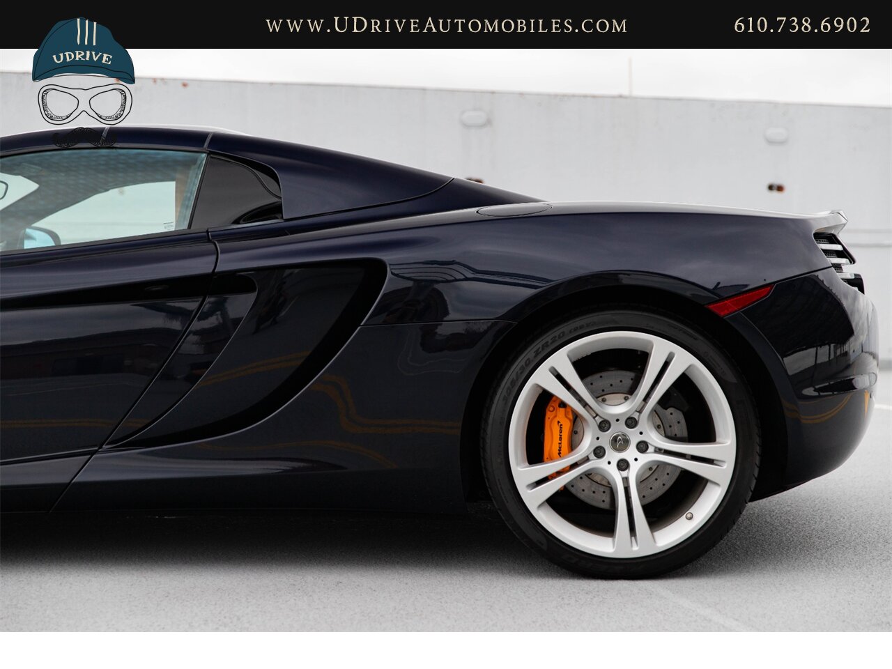 2013 McLaren MP4-12C Spider 1 Owner 6k Miles Carbon Fiber Full Leather  Sapphire Black over Natural Tan Leather - Photo 25 - West Chester, PA 19382