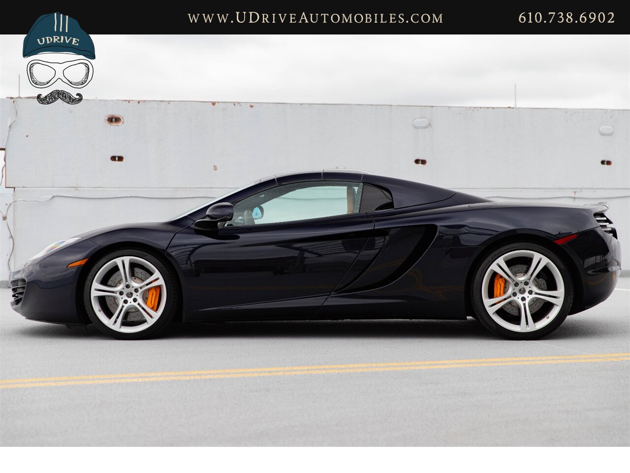 2013 McLaren MP4-12C Spider 1 Owner 6k Miles Carbon Fiber Full Leather  Sapphire Black over Natural Tan Leather - Photo 6 - West Chester, PA 19382